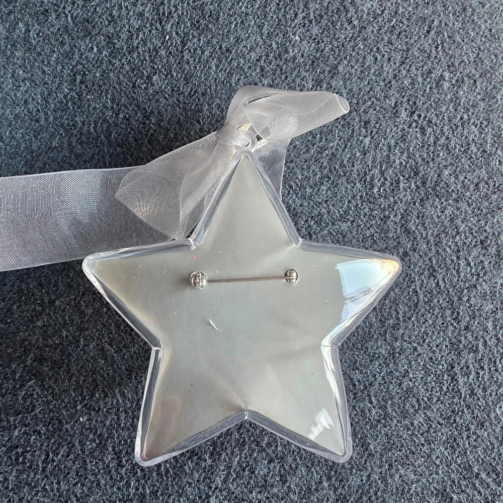 Vintage Avon Snowflake Pin Brooch Star Ornament Gift Box Silver  Glitter Crystal
